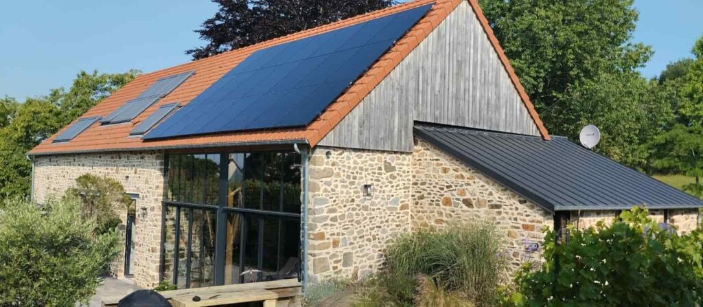 gite panneaux solaires bretagne